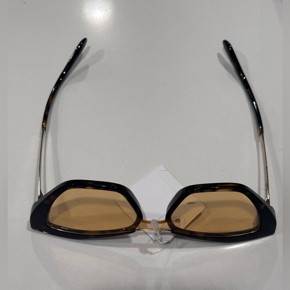 Dolce & Gabbana Sunglasses - Picture 11 of 12